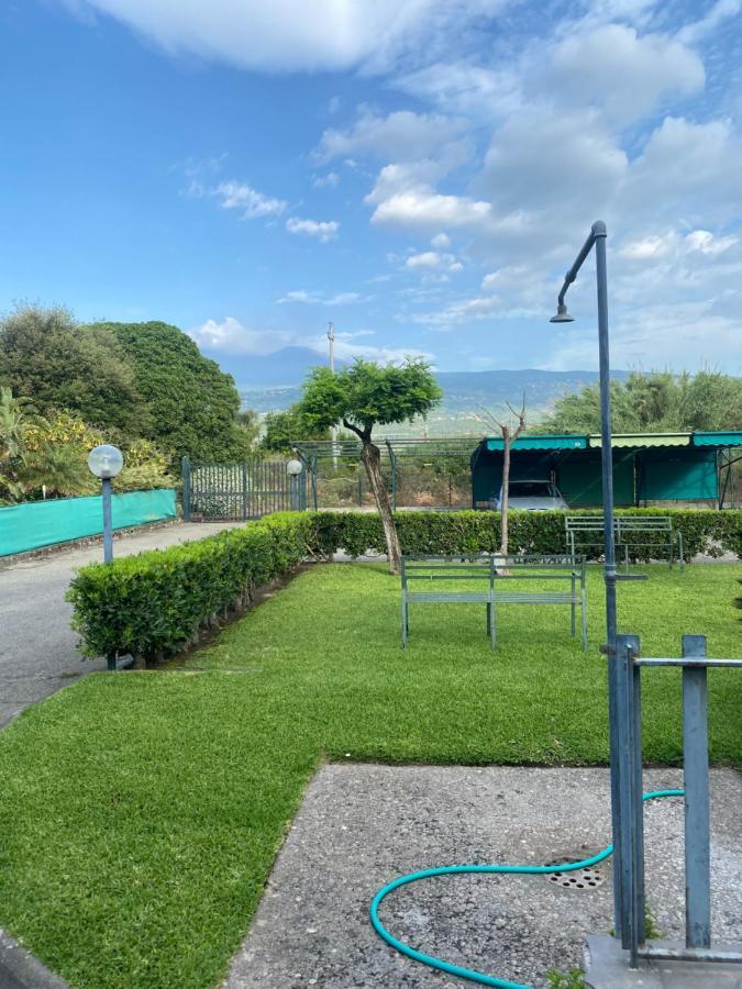 Casavacanze Onda Blu Mascali Bagian luar foto