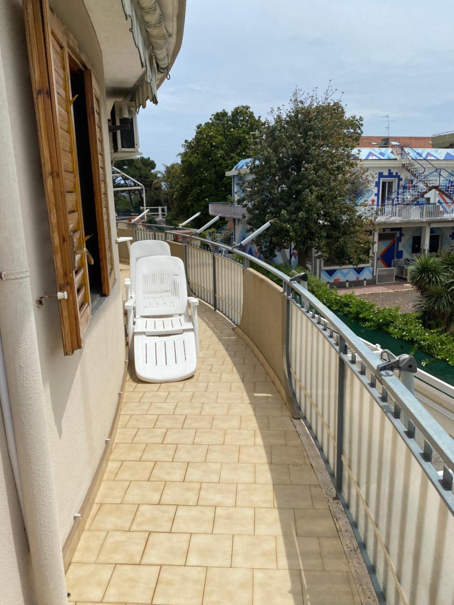 Casavacanze Onda Blu Mascali Bagian luar foto