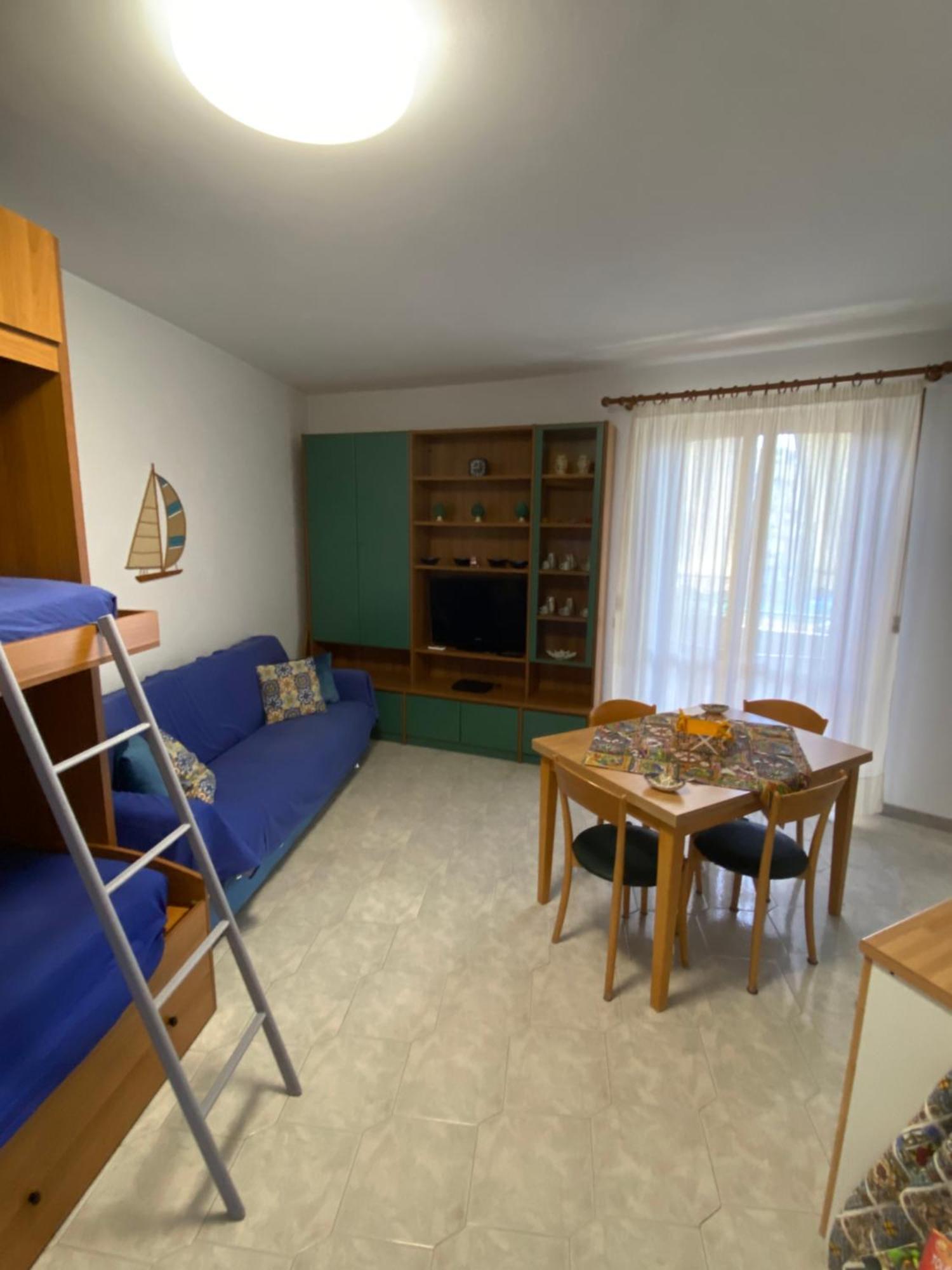 Casavacanze Onda Blu Mascali Bagian luar foto